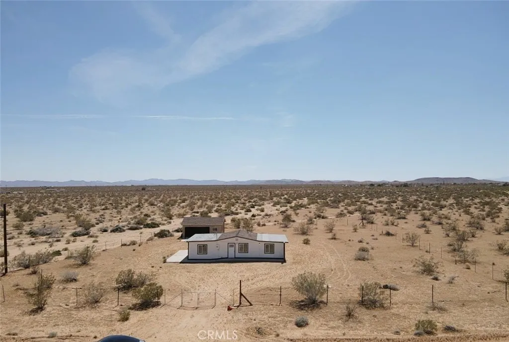 main property photo 27