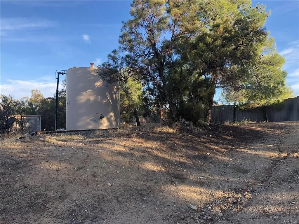 main property photo 9