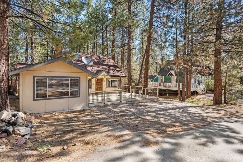 main property photo 37