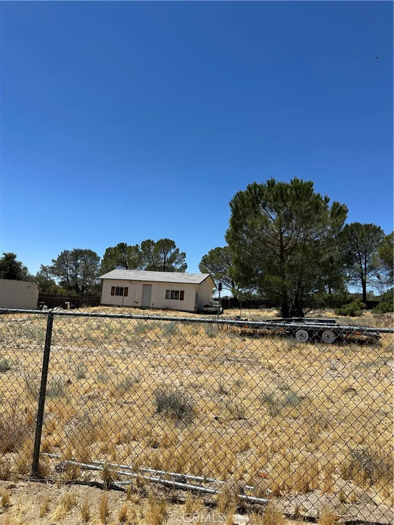 main property photo 7