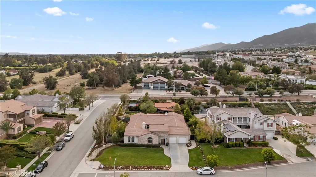 main property photo 72