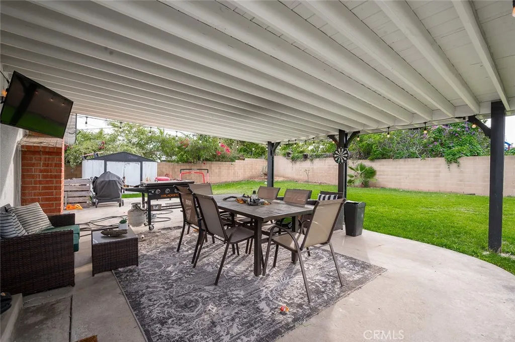 property viewer photo 26
