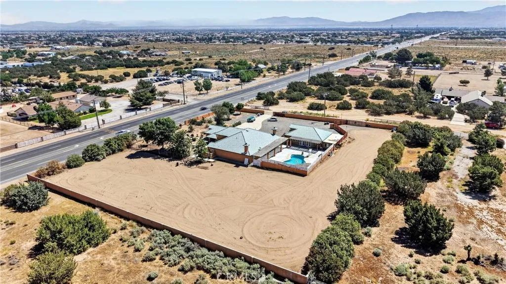 main property photo 59