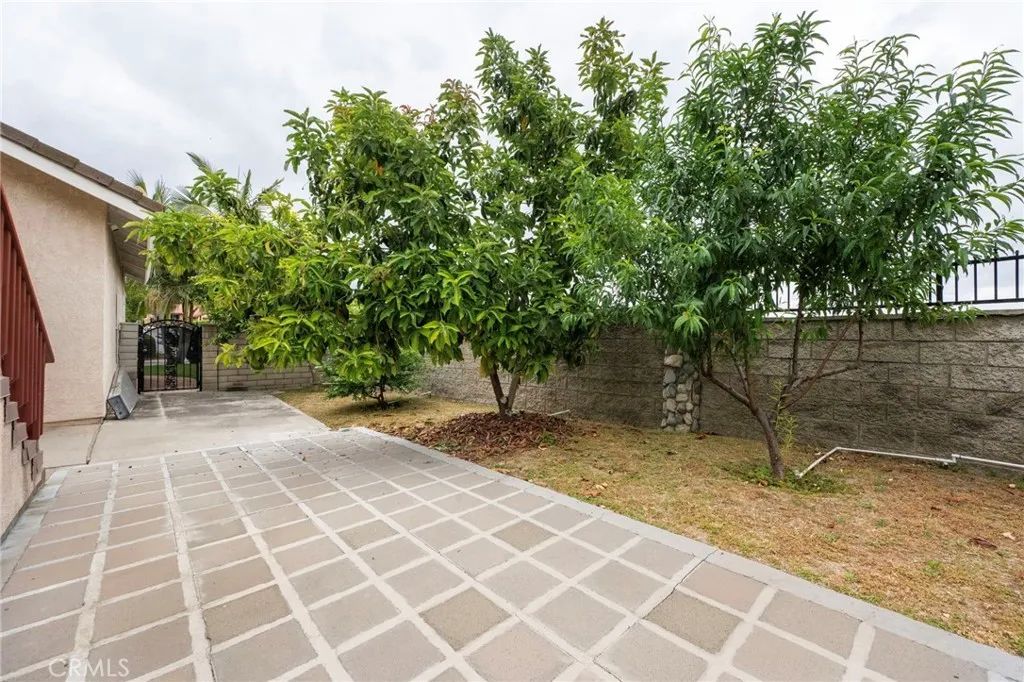 main property photo 50