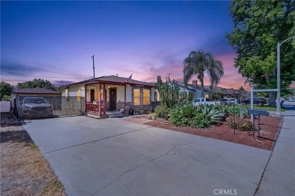 main property photo 16