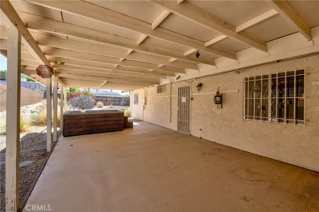 main property photo 18