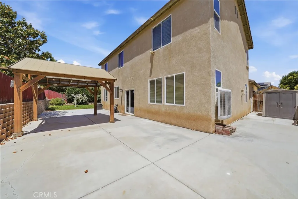 main property photo 32