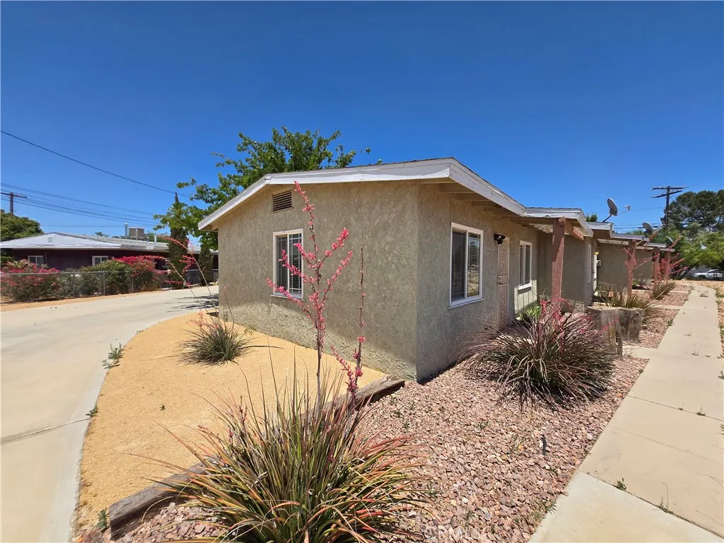 property viewer photo 11