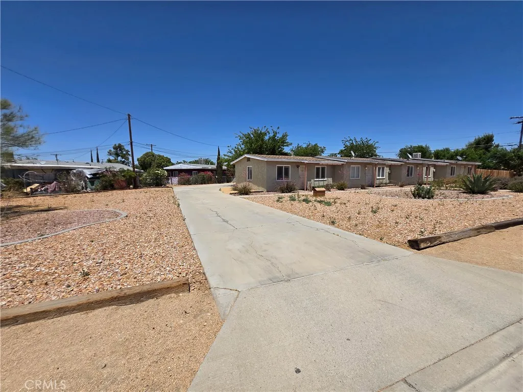 property viewer photo 12