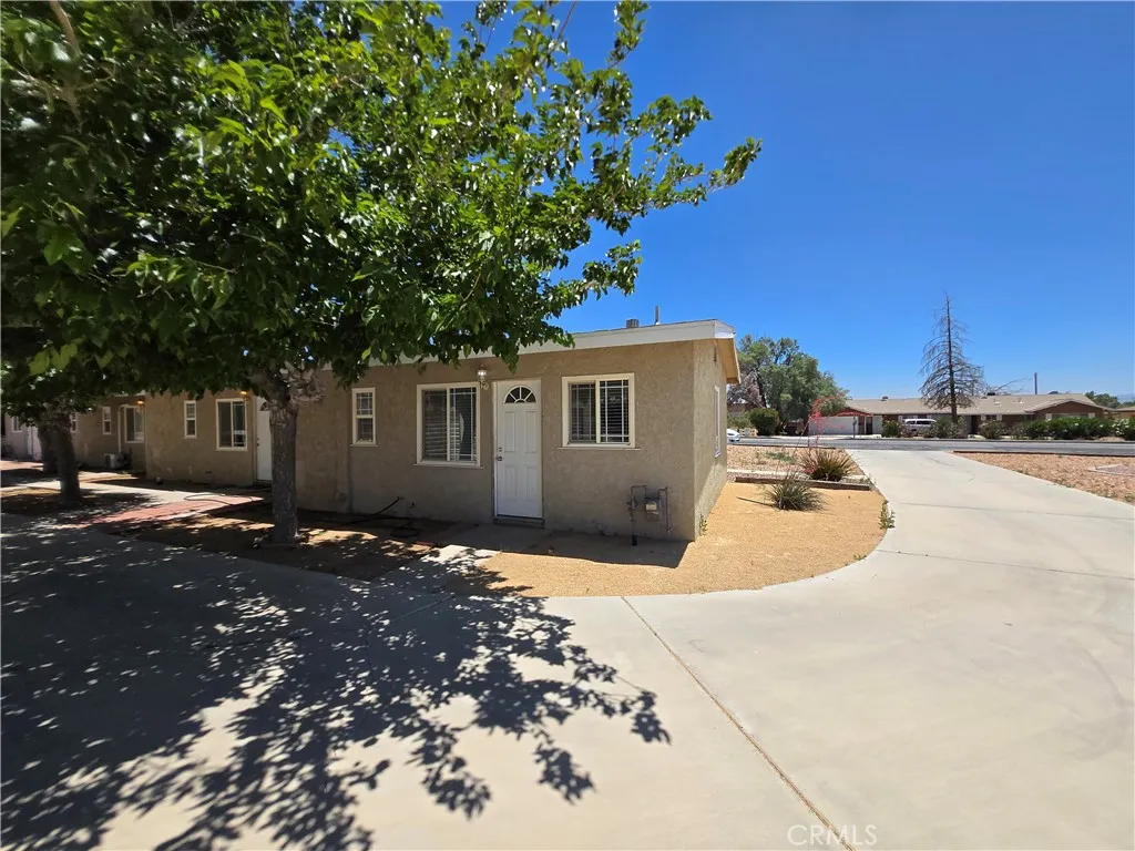 property viewer photo 13