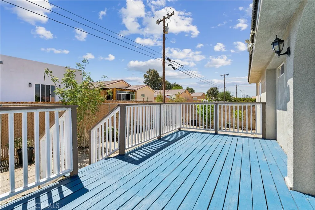 main property photo 33