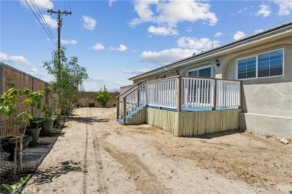 main property photo 35