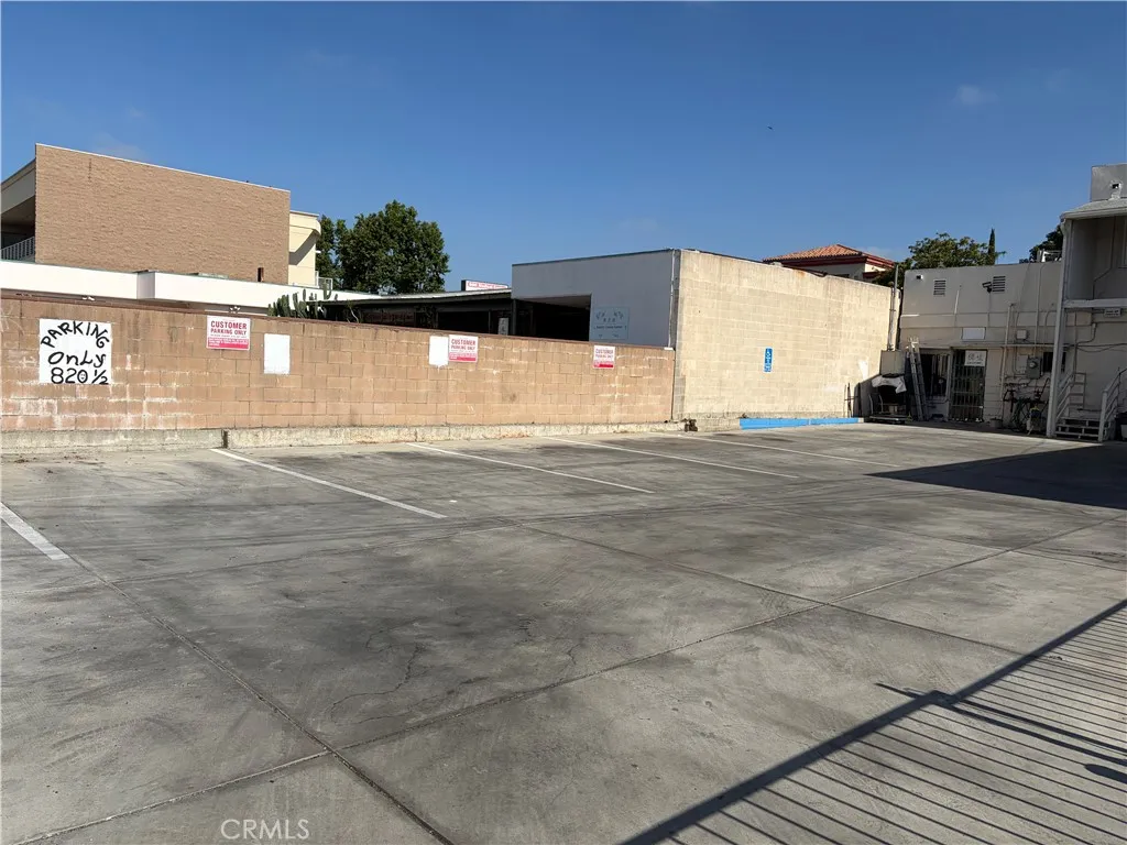 main property photo 18