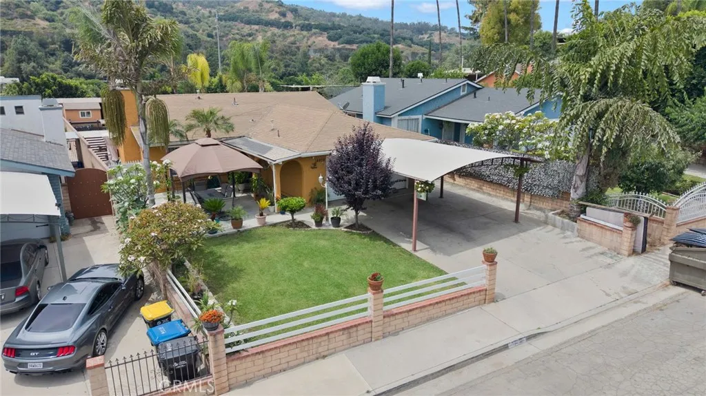 main property photo 29
