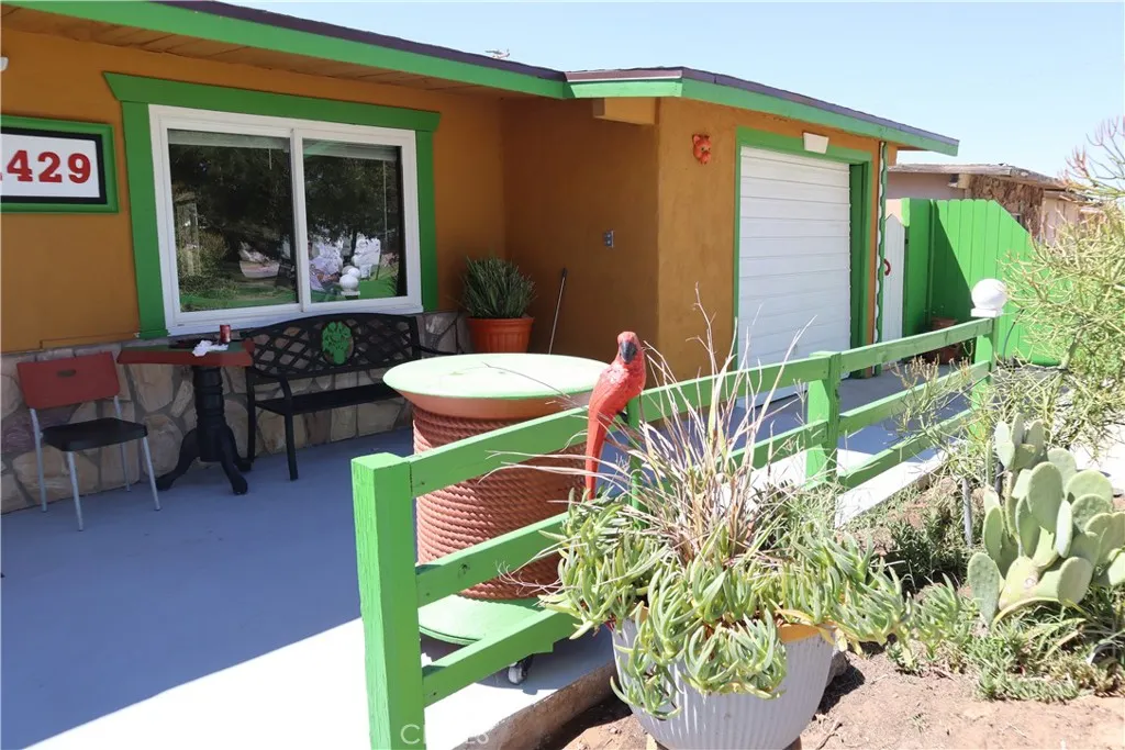 main property photo 6
