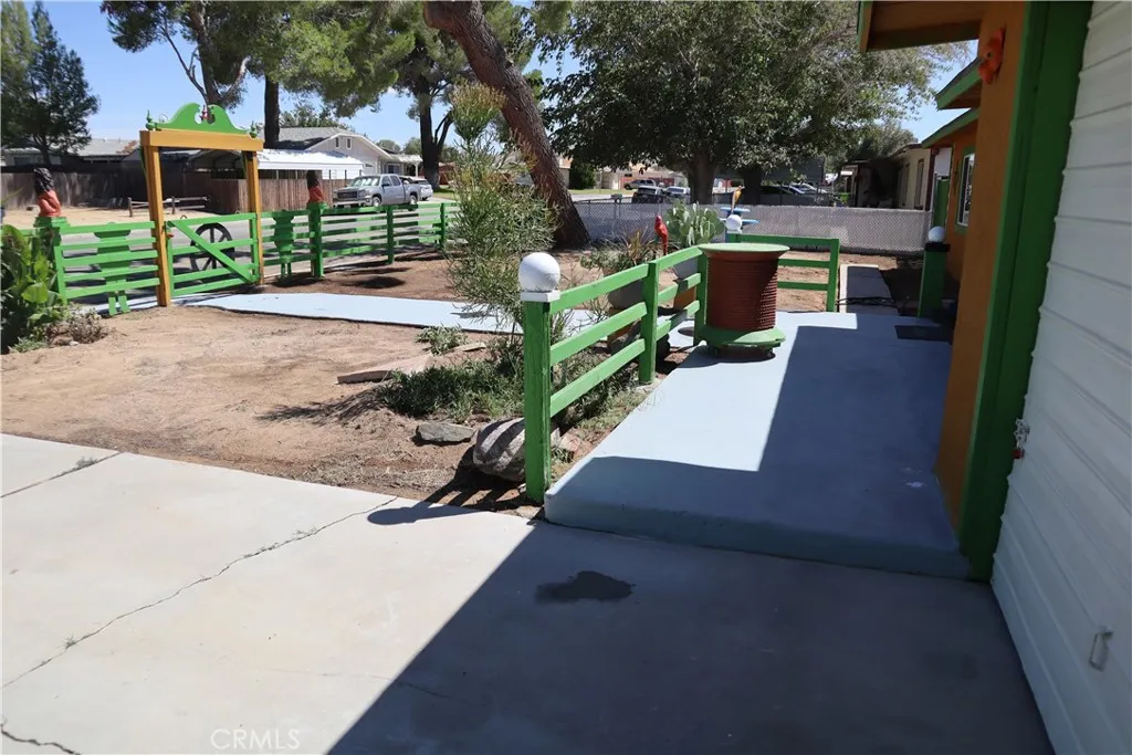 main property photo 8