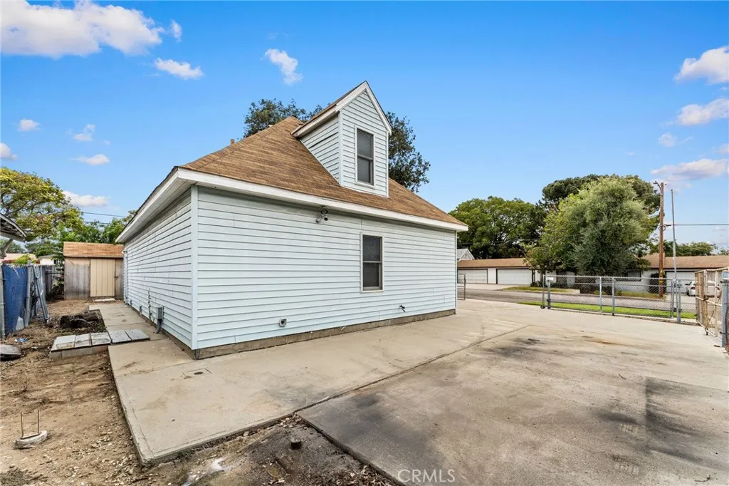main property photo 46