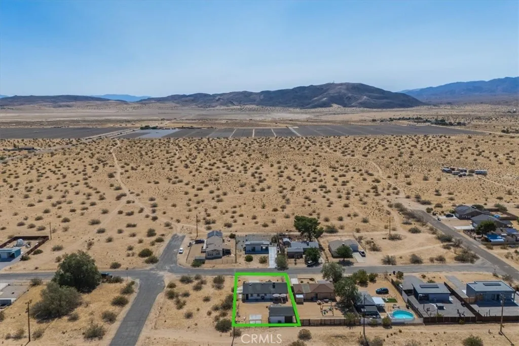 main property photo 29