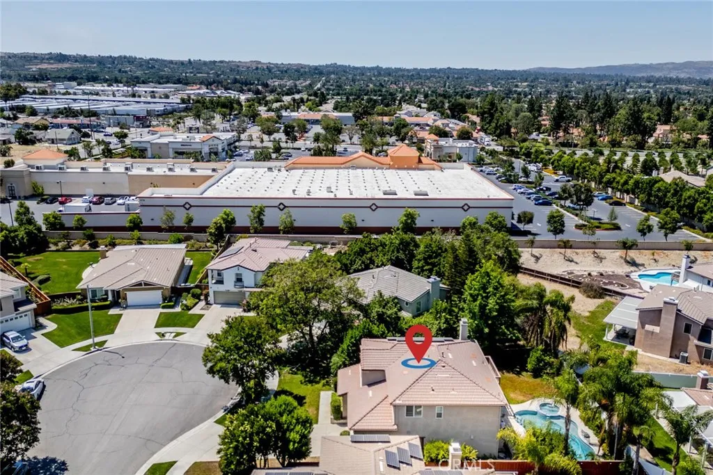main property photo 45