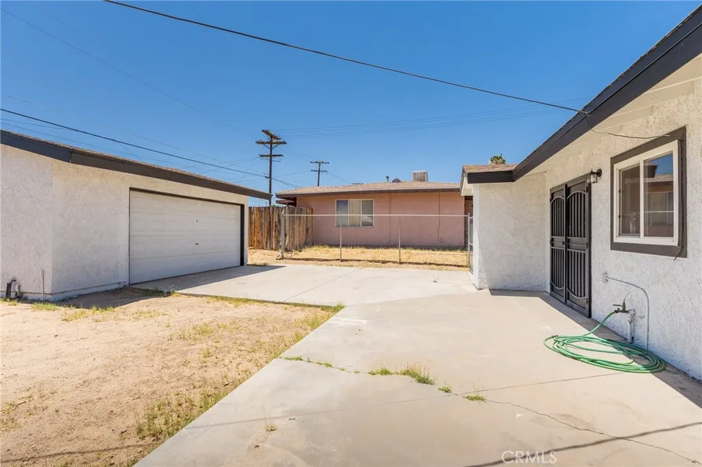 main property photo 21