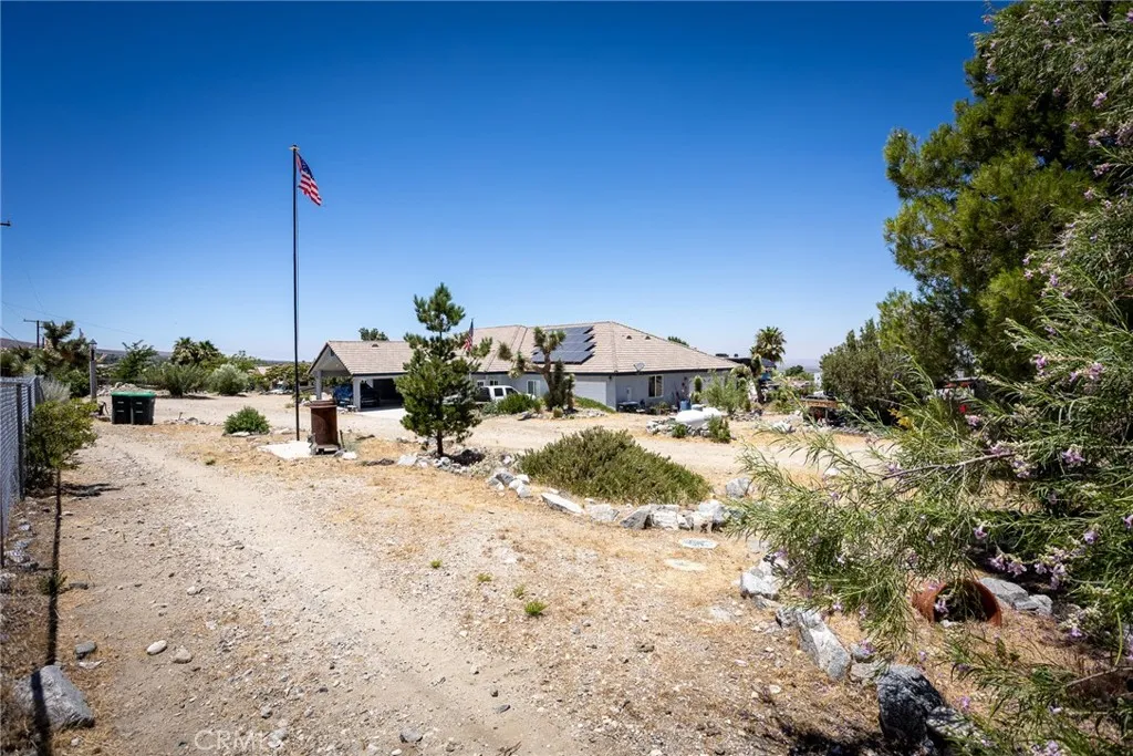 main property photo 37