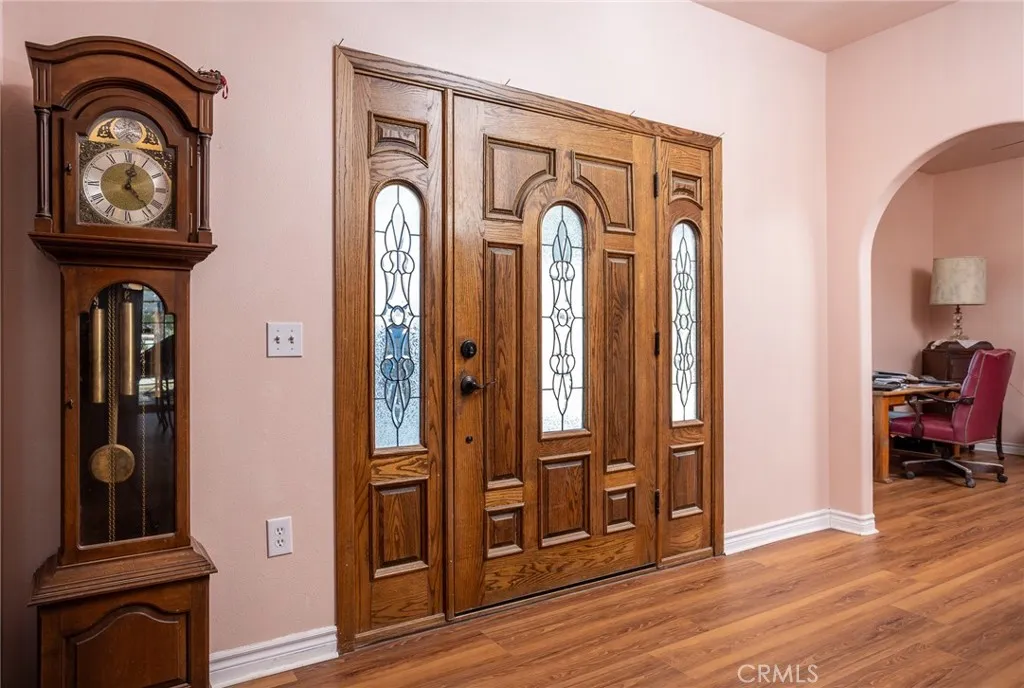 main property photo 4