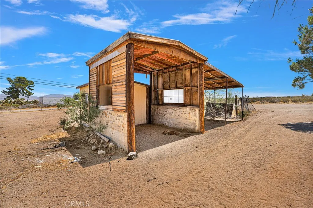 main property photo 15