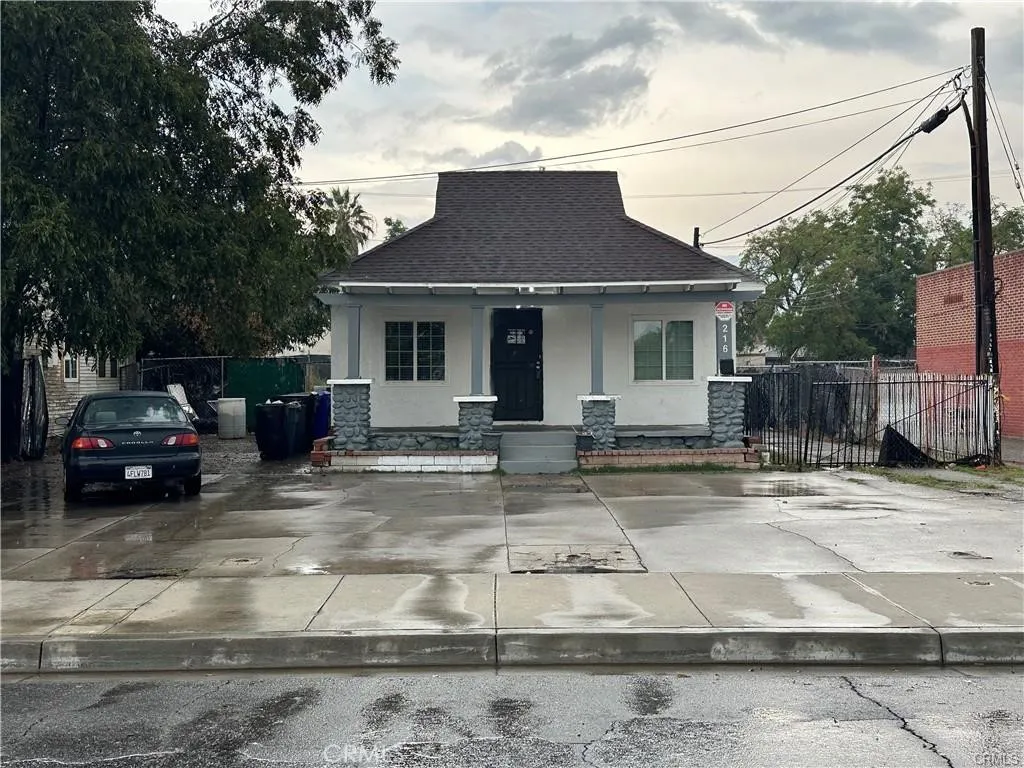 main property photo 16
