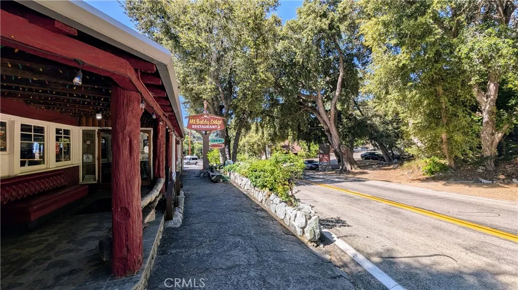 main property photo 16