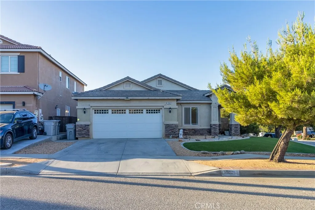 main property photo 7