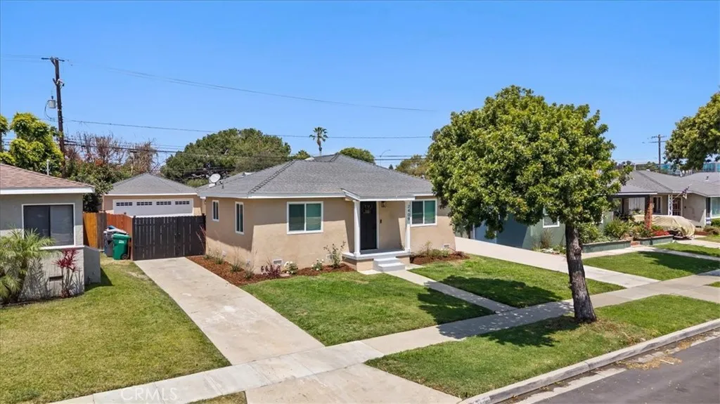 main property photo 39