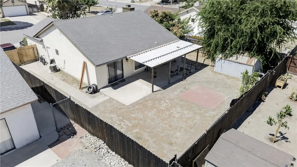 main property photo 48