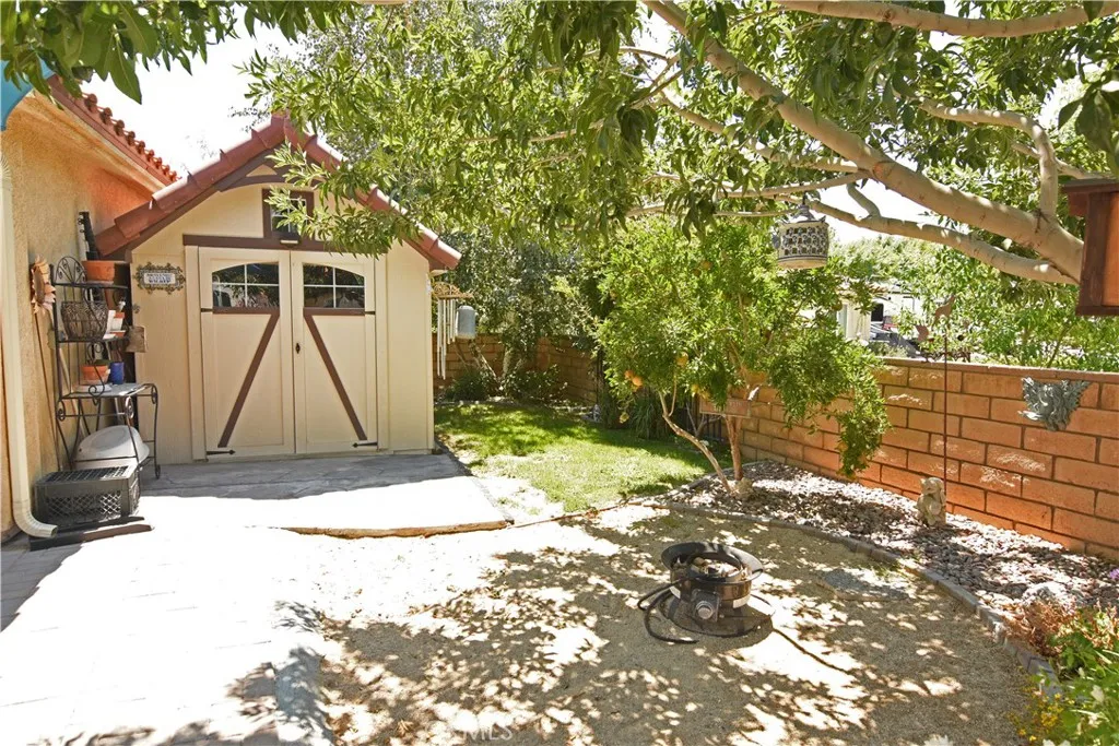 main property photo 16