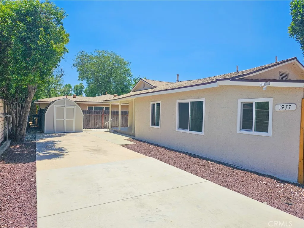 main property photo 10
