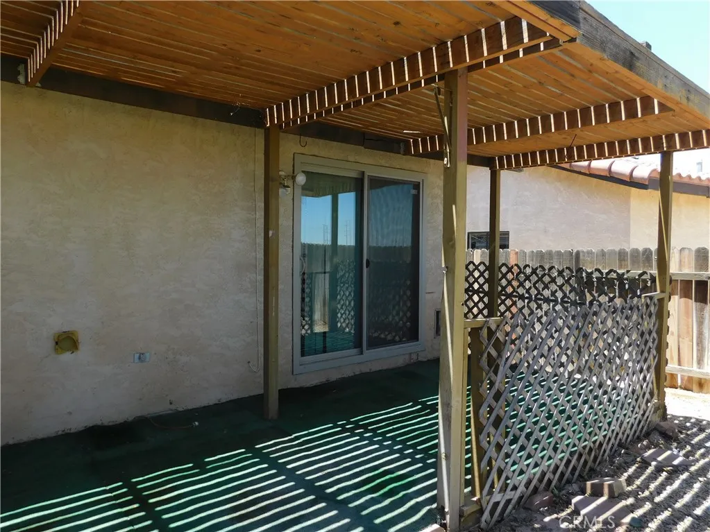 main property photo 14