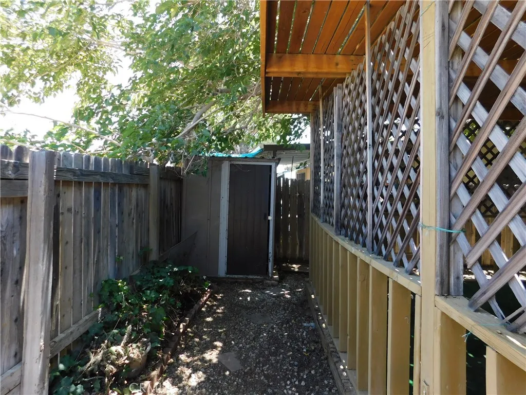 main property photo 15