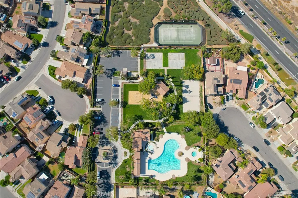 main property photo 41