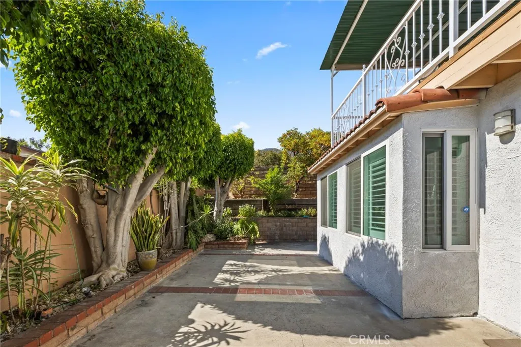 main property photo 46