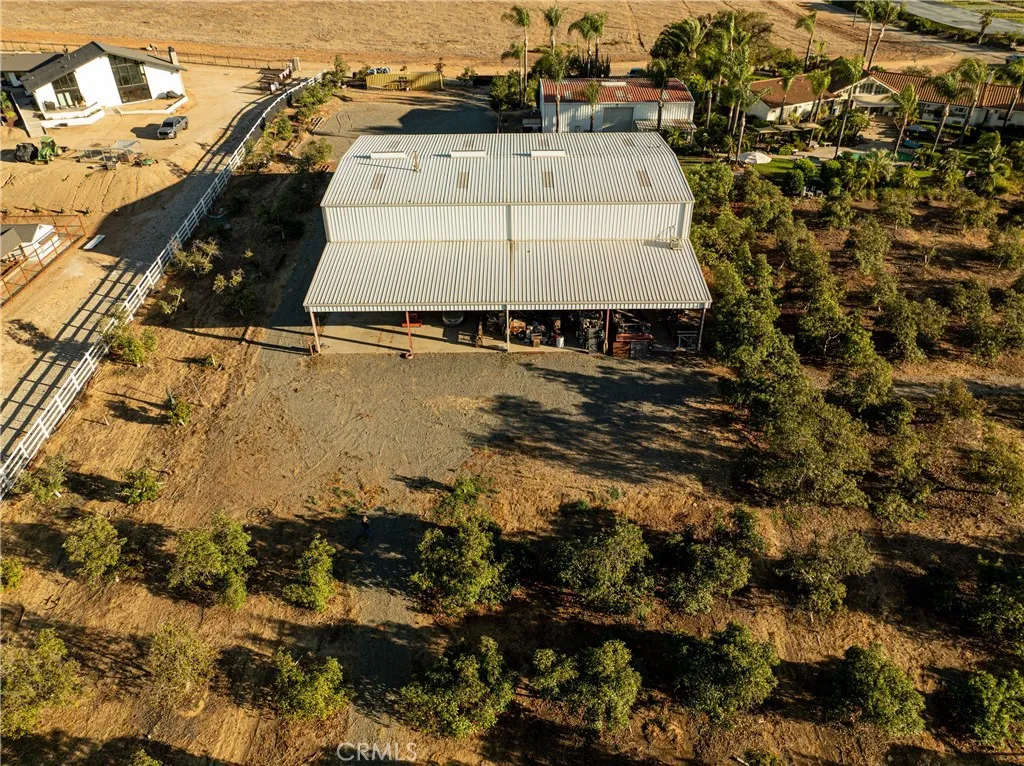 main property photo 74