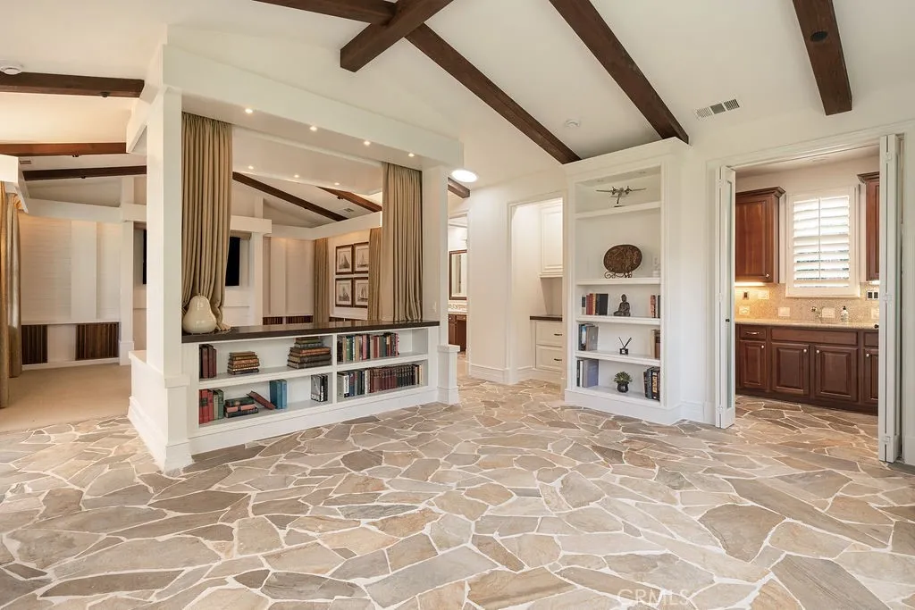 main property photo 66