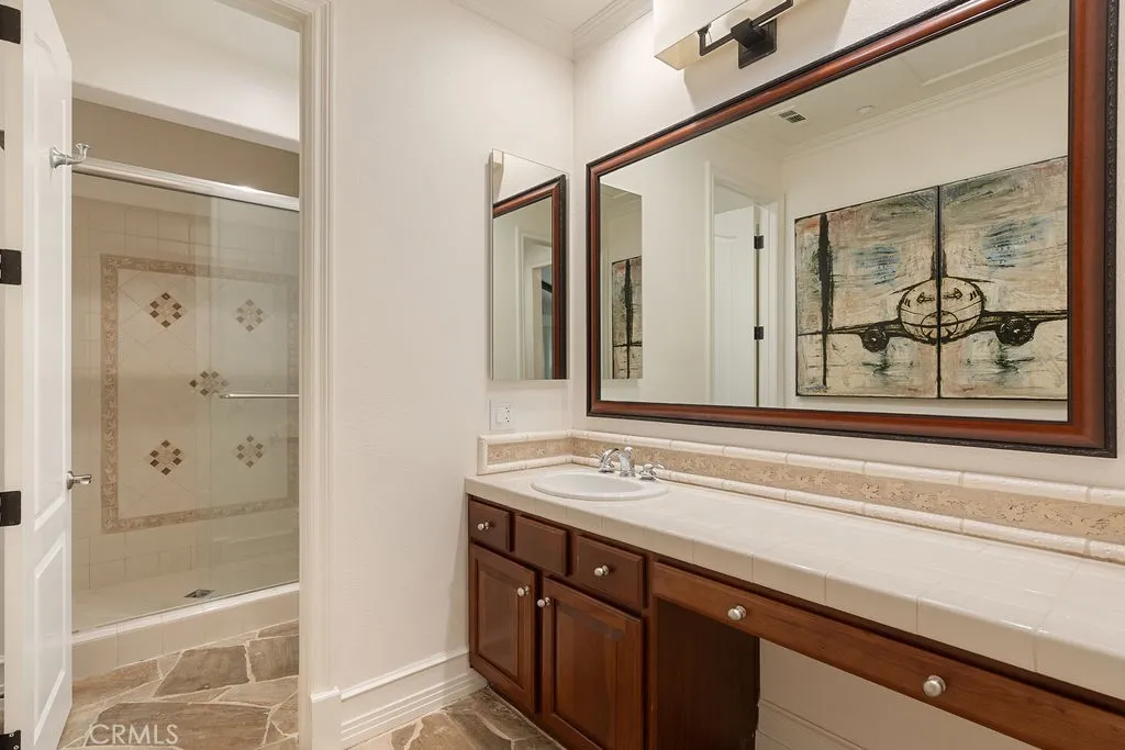 main property photo 70