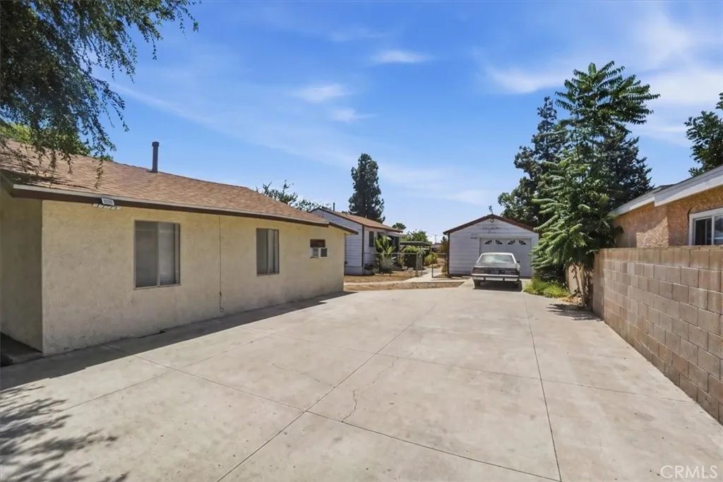 main property photo 22