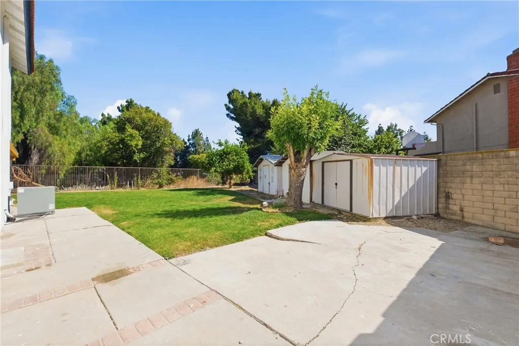 main property photo 35