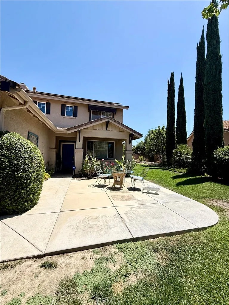 main property photo 9