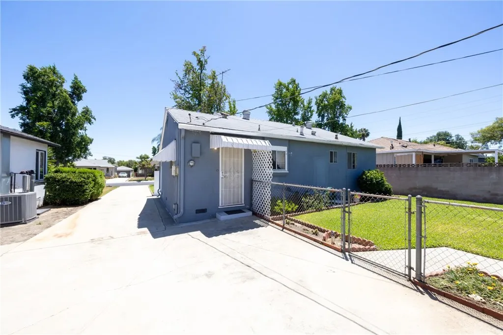 main property photo 21