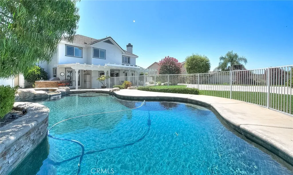 main property photo 42