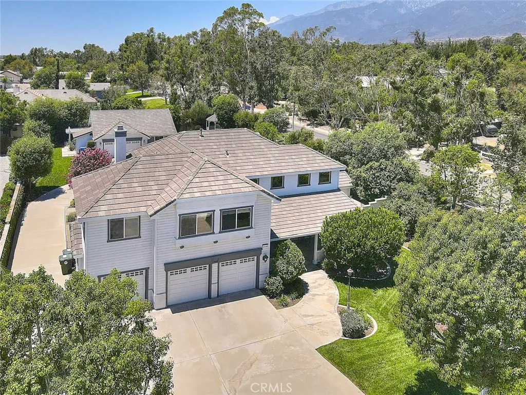 main property photo 64