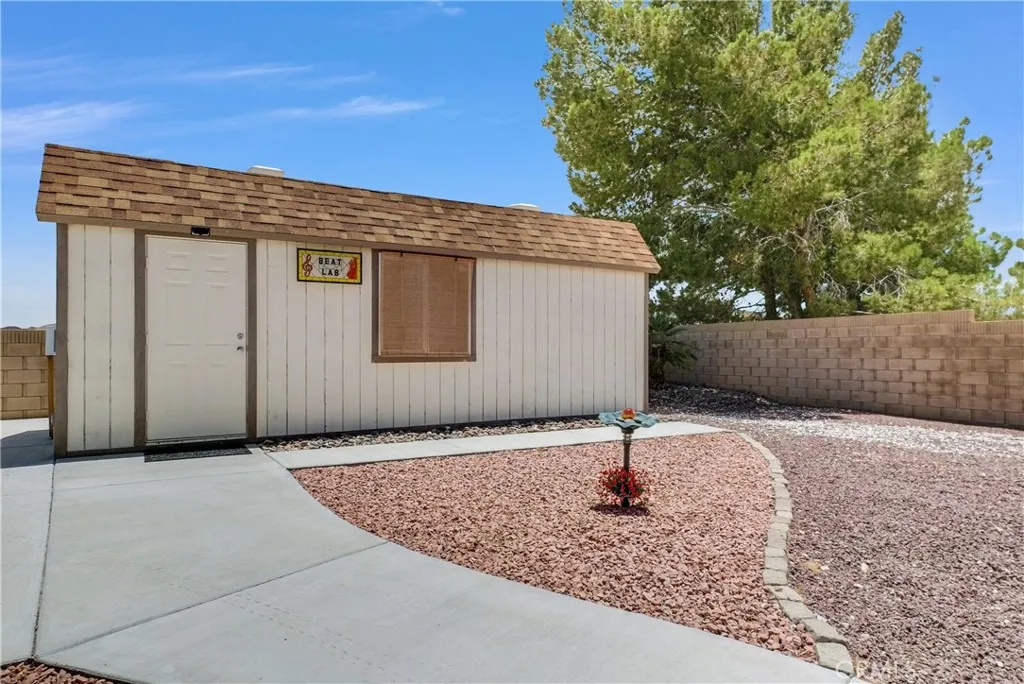 main property photo 24