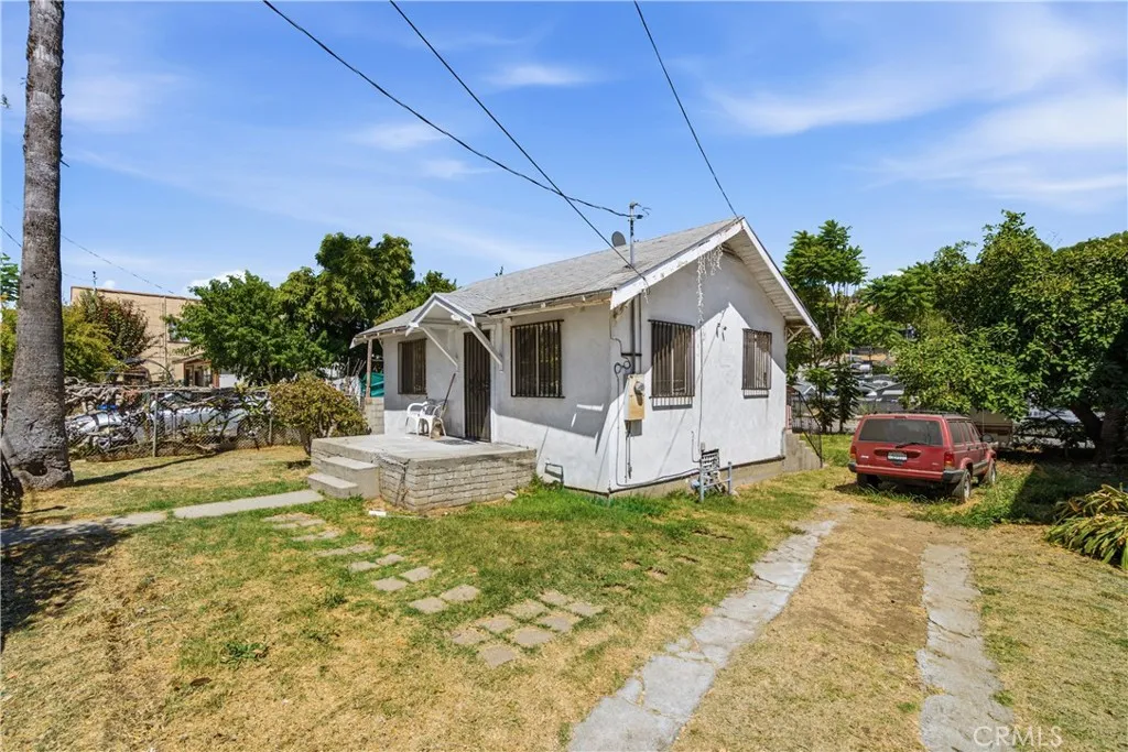 main property photo 2
