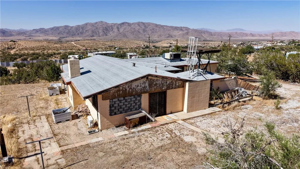 main property photo 29